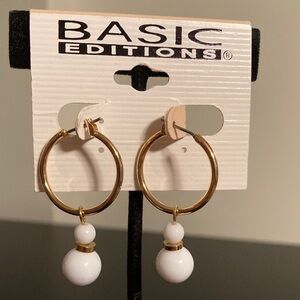 Basic Editions Gold Hoop Earrings with White Beads